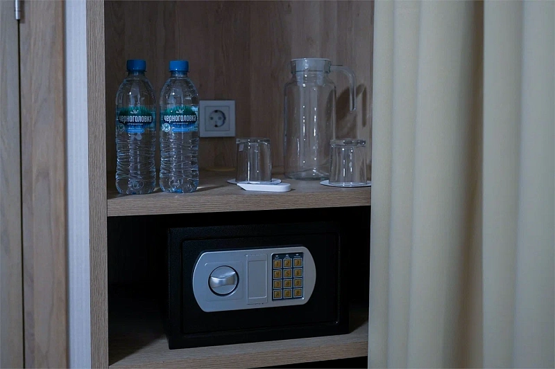 Люкс 2–местный 2-комнатный Люкс (корпус Лермонтовский)